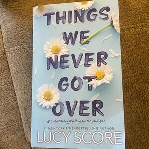 Lucy Score book “Things we never got over”